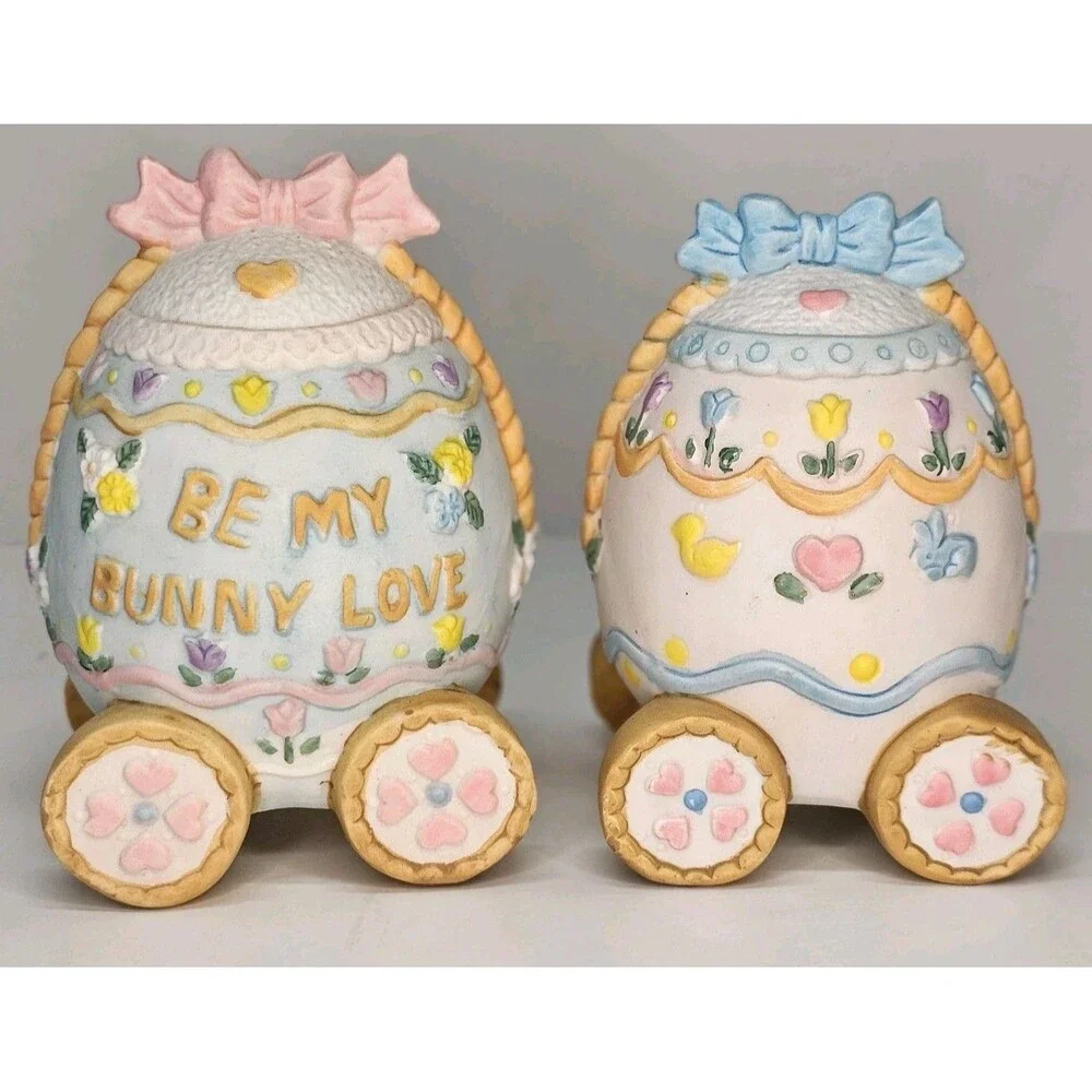 Hand Painted Easter Egg Train 3 Piece Set, Hand Painted Porcelain - Vtg‎